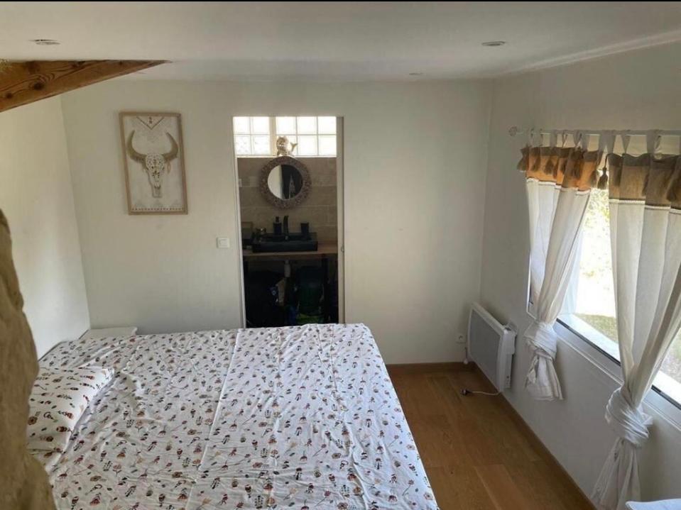 Charmant deux-pièces dans villa avec piscine privée Seillans Esterno foto